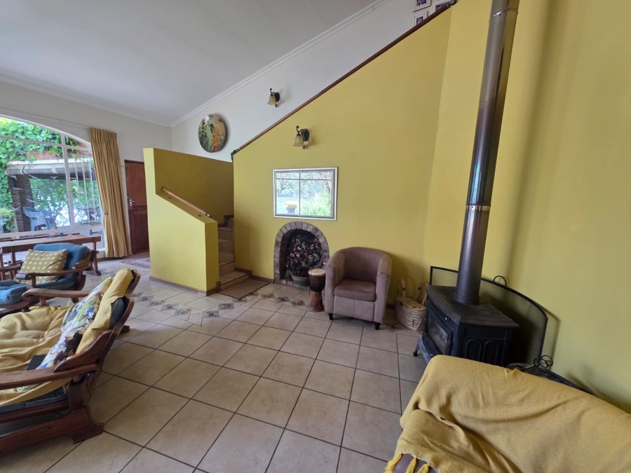 4 Bedroom Property for Sale in Lindequesdrif North West